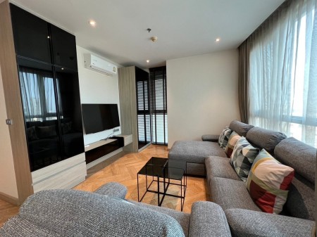(CSH-80) Sky Walk Residences,BTS Phra Khanong200m., 2 Bed 2 Bath 100 sqm. 2 FL