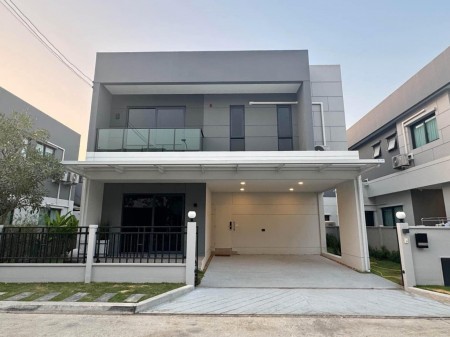 (VRL-116)，Bangna,靠近Mega Bang Na,Centro Bangna,四房四卫，有物料房）