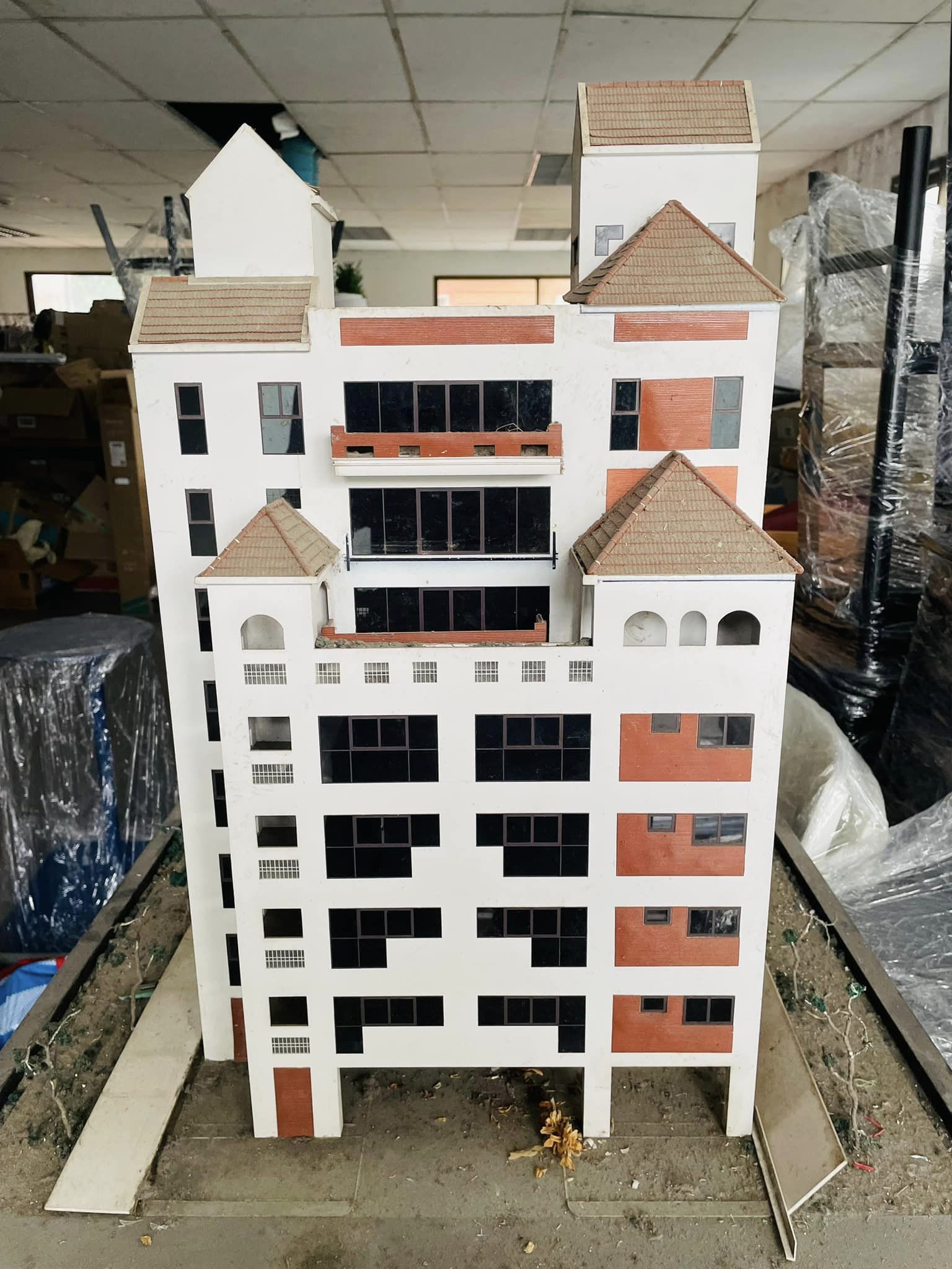 (VSM-355) Single house Ekkamai soi10,residential building，1400sqm./ land103squar wa, 6bed 2livingroo