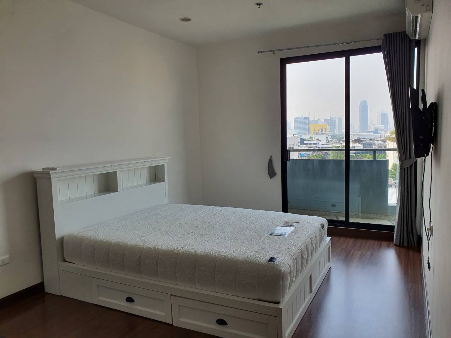 (CRH-615) Supalai Premier Ratchathewi BTS 650m.,1bed 1bath 61 sqm. 10FL