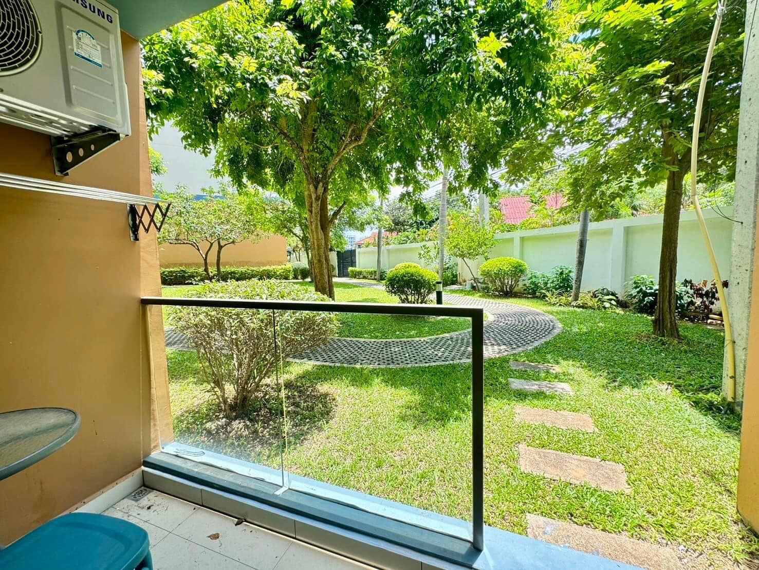(CRL-445),Laguna Beach Resort 2,Makro South Pattaya 2 km.,1 bed 1 bath,30sqm.,1FL