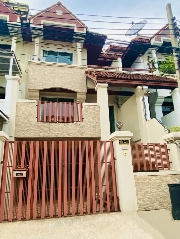(VRH-869) Home-office Royal Nakarin Villa 4 story building 5 bed  5 bath 500 sqm.