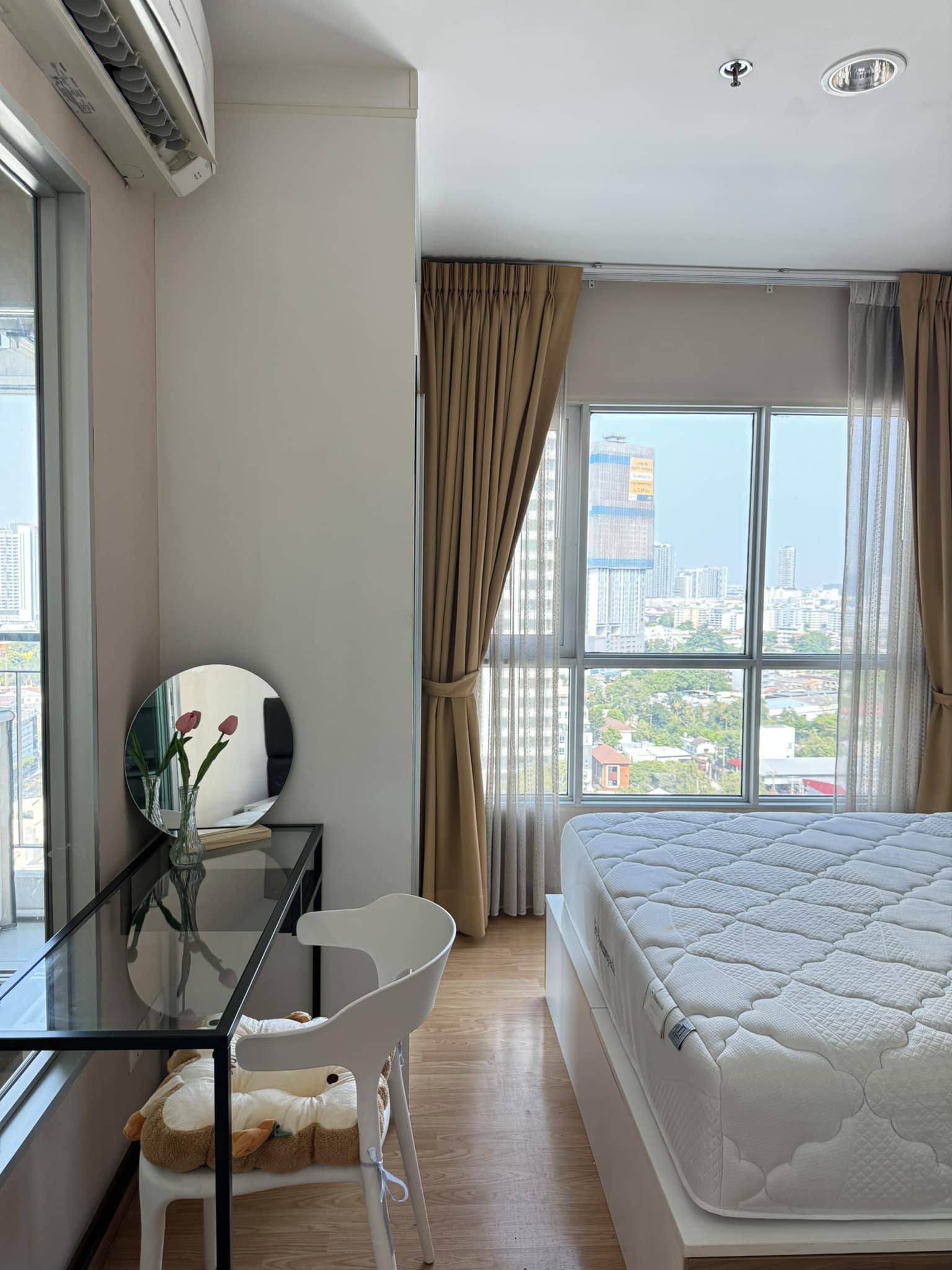 (CSA-622)Aspire Rama 4,Ekkamai BTS 1bed 1bath 28sqm 19FL Building A